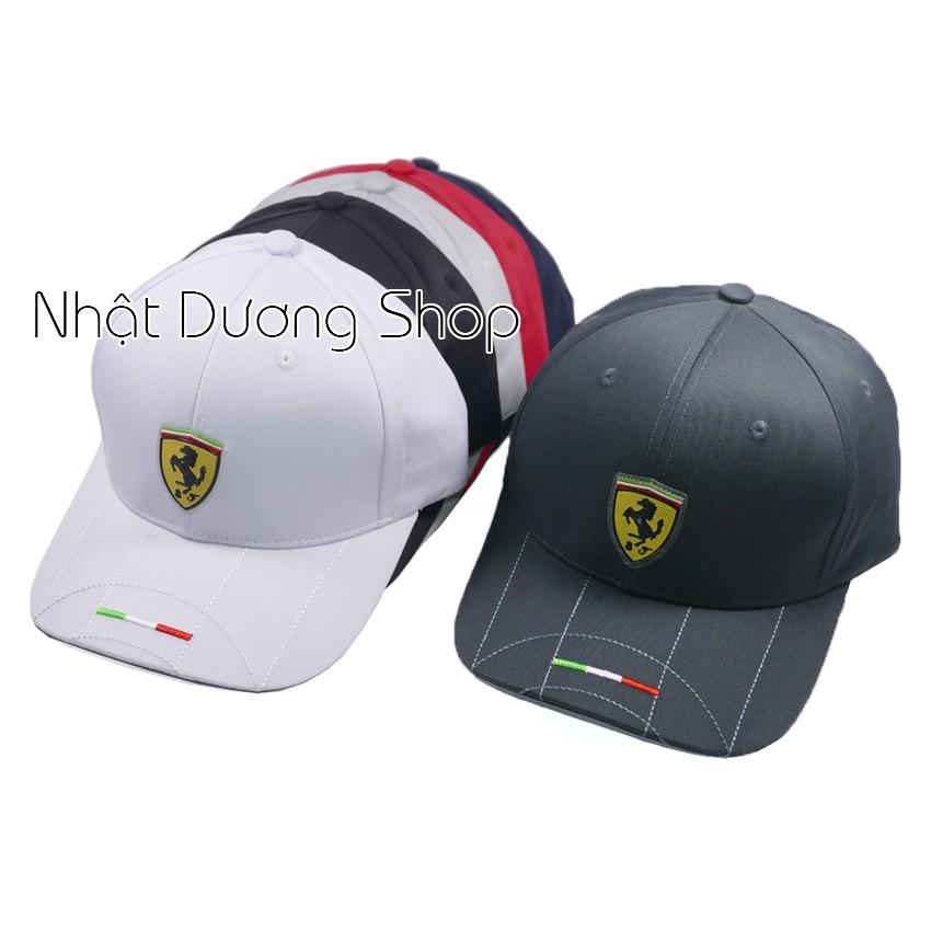 Nón kết nam đẹp logo nhựa mềm ngựa vàng, khóa gài Ferrari