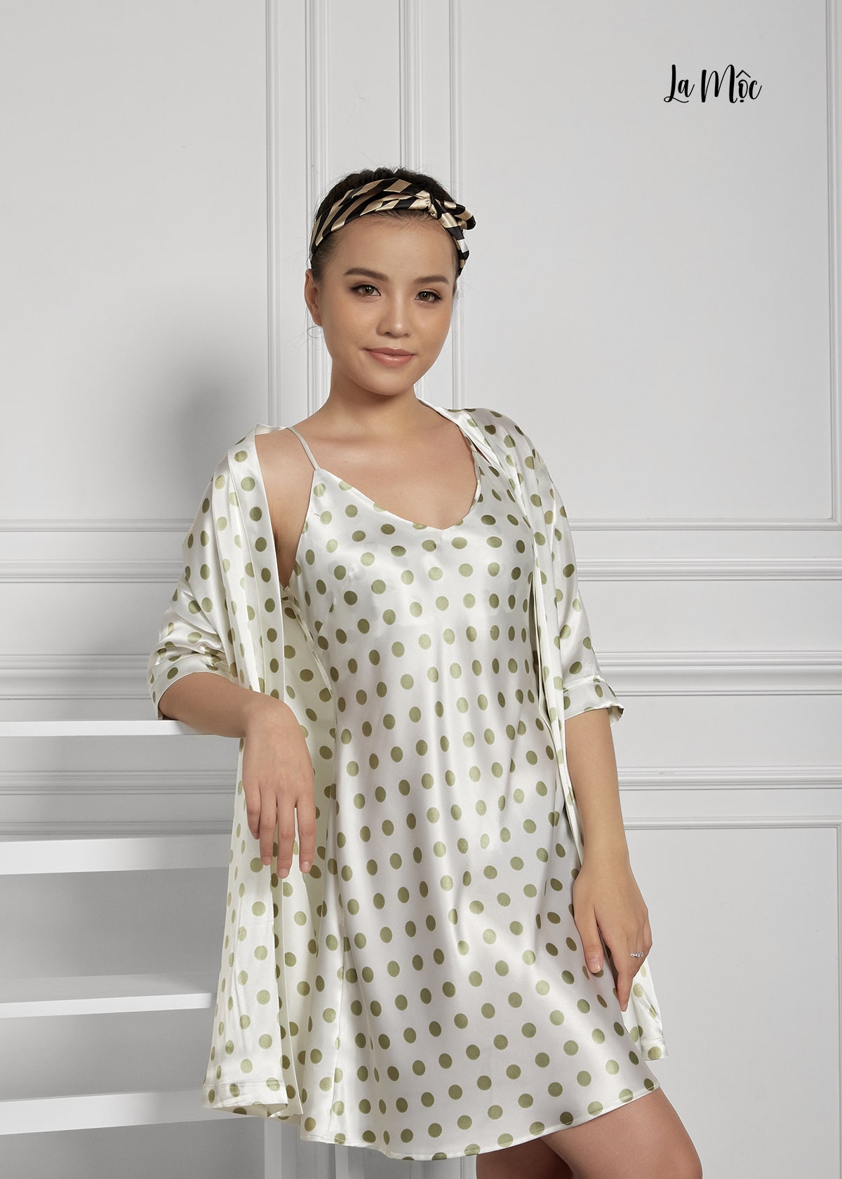Set Áo Choàng Và Váy Ngủ 2 Dây Chấm Bi Maxivic, La Mộc - MM112102