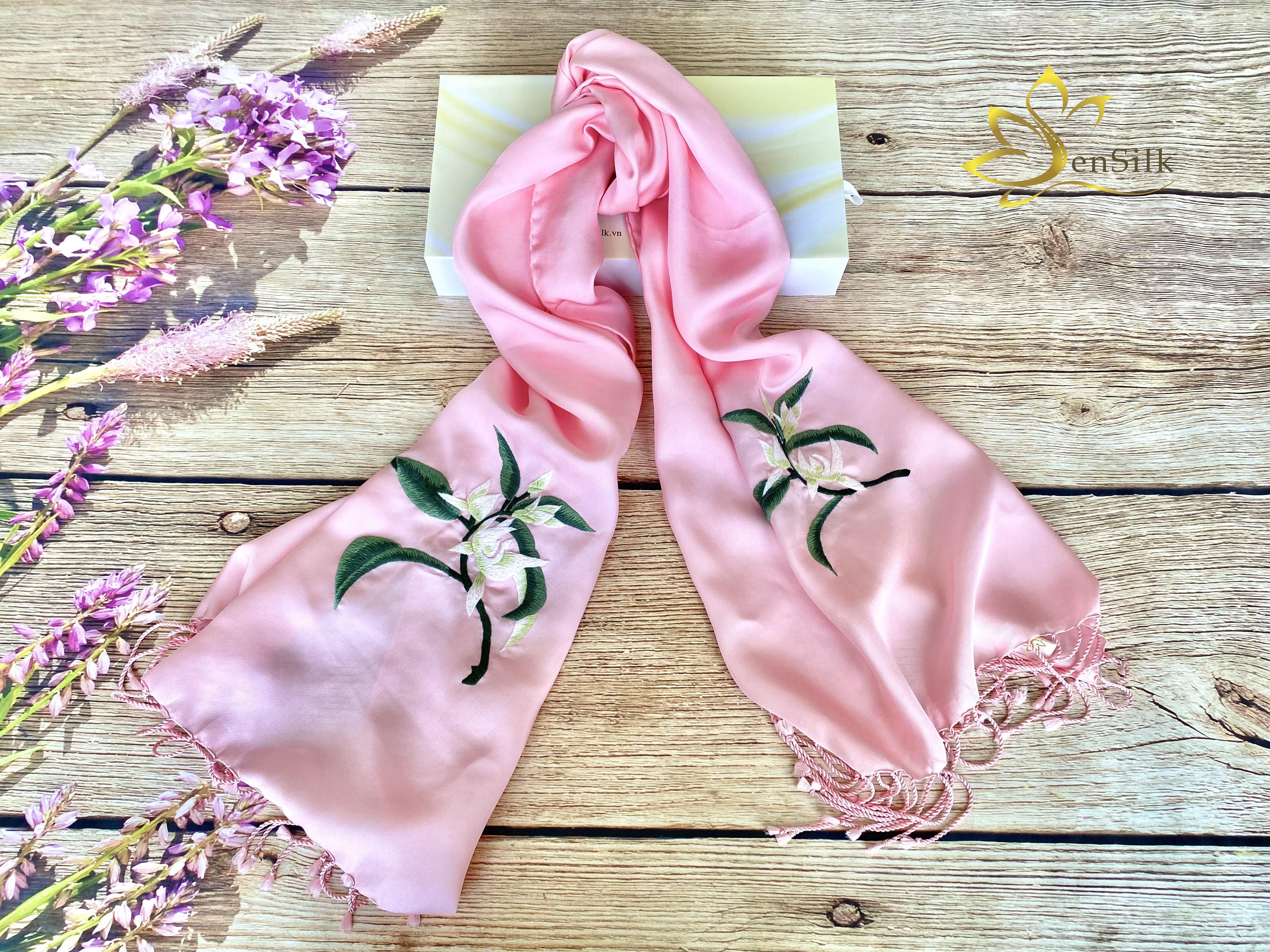 Lụa Tơ Tằm Bảo Lộc Thêu Tay Hoa Ngọc Lan 200x55cm SenSilk, Quà Việt Nam, Hand Embroidery Silk