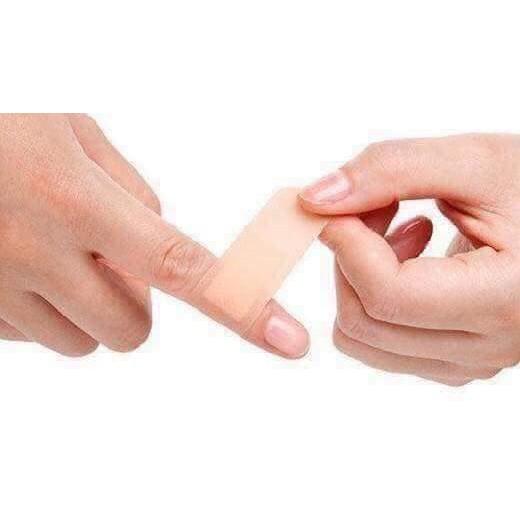 Hộp 100 miếng Urgo / Băng keo cá nhân y tế.