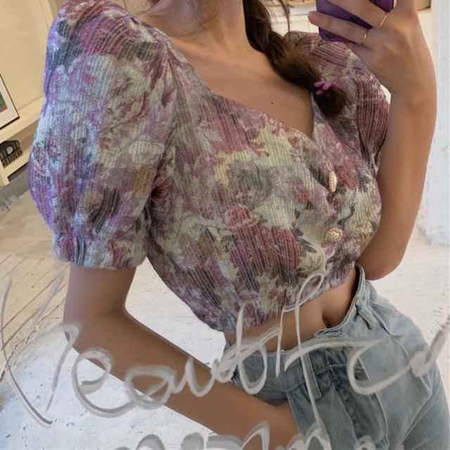 Áo sơmi hoa croptop cúc ngọc sang trọng