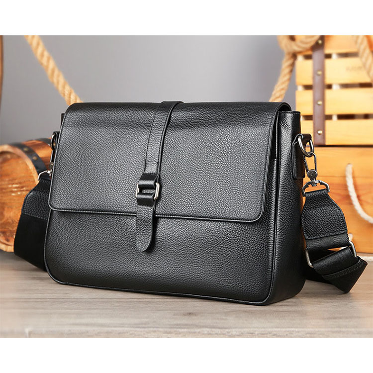 Túi đeo chéo nam  vừa laptop 13.3inch BHM6134 chuẩn da bò thật