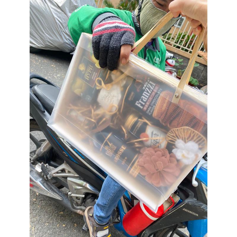 Hộp mica hình trụ đựng bánh kem sinh nhật không kèm dây ruy băng