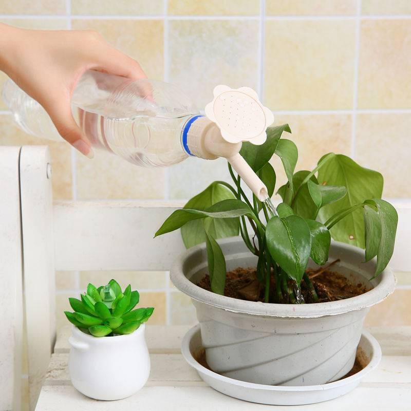 Đầu vòi tưới nước 2 chức năng, vòi hoa sen đa chức năng, có thể nắp vào chai nước tiện dụng