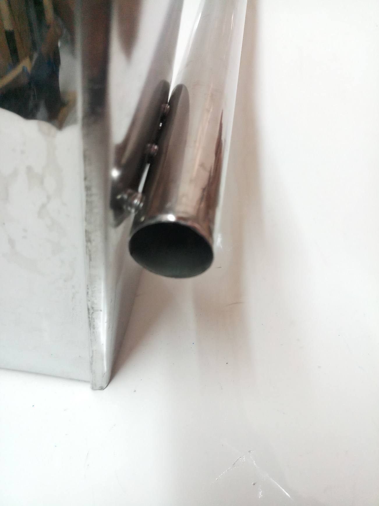 KY HỐT RÁC INOX CÁN DÀI.