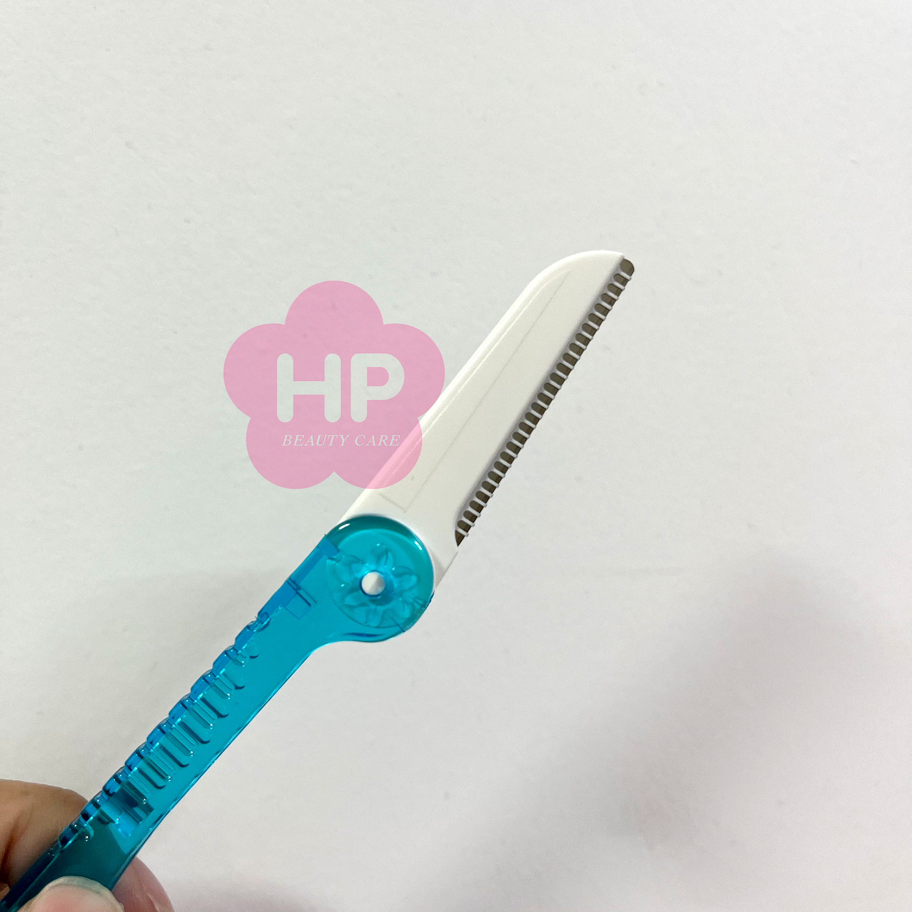 Dao Cạo Lông Mặt Cán Gập Kai Can Compact 12440 CS-3P (Set 3 cây)