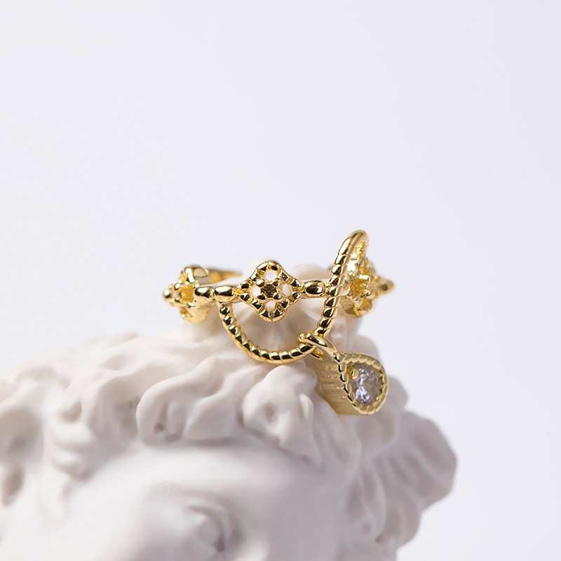 Khuyên kẹp vành tai đính đá pha lê xinh xắn