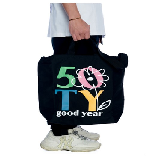 5THEWAY /5OTY.2019/ Tote Bag in BLACK aka Túi Tote Đen