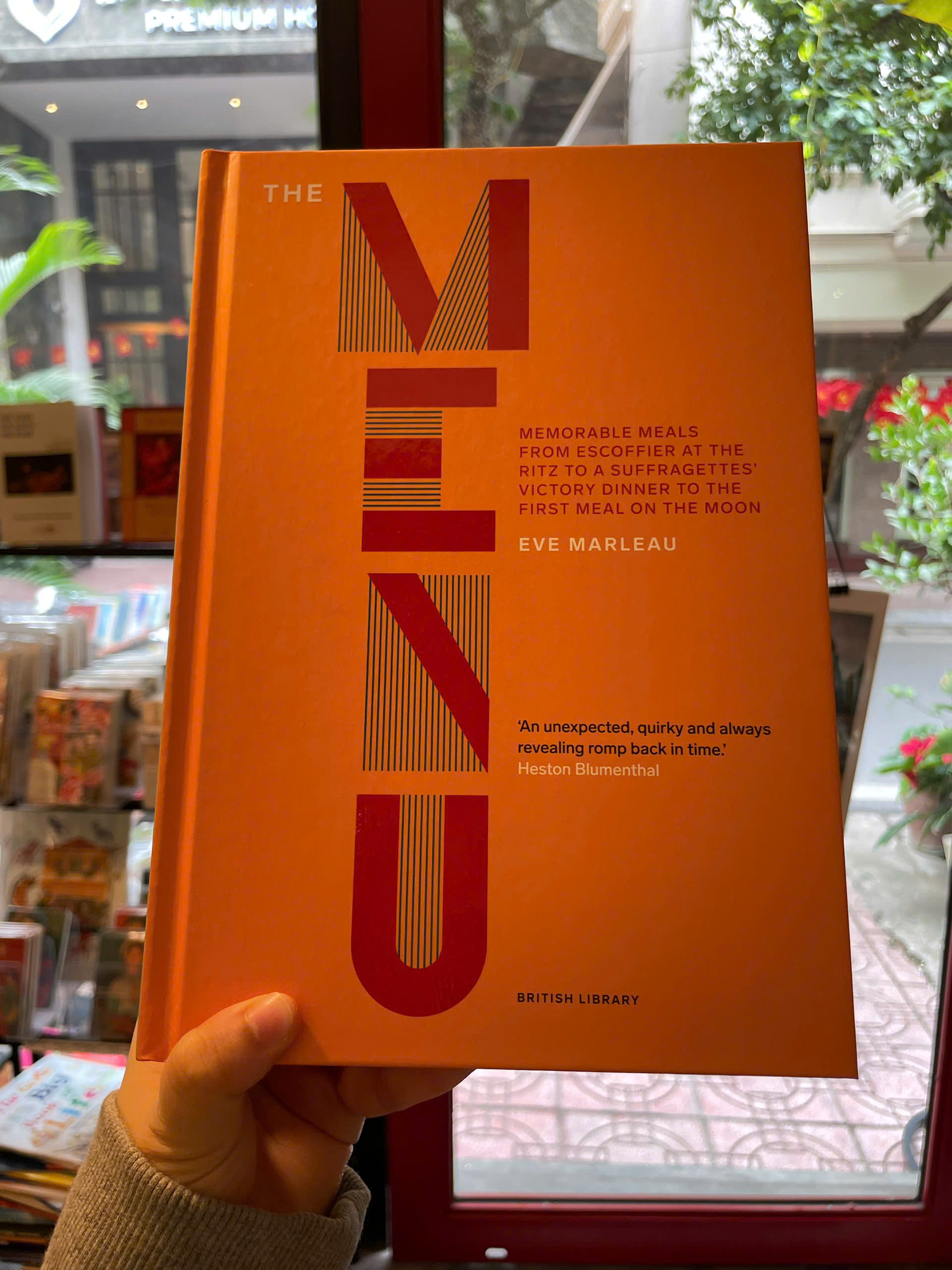 Sách - The Menu: History on a Plate by Eve Marleau | History English Book / Ngoại văn Bìa cứng