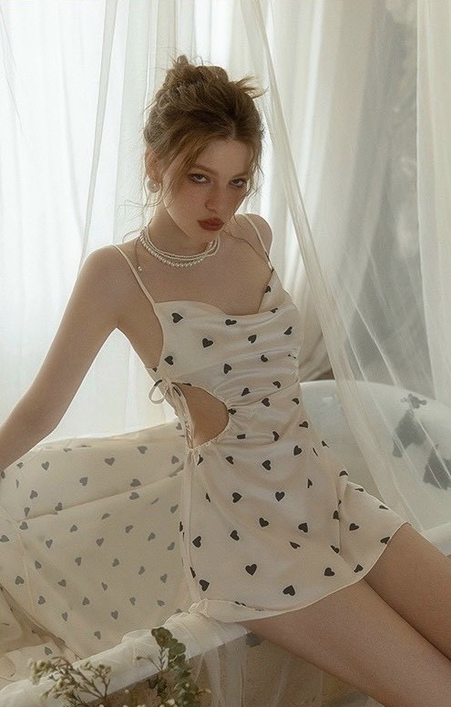 Váy Ngủ Nữ Tính Cuốn Hút