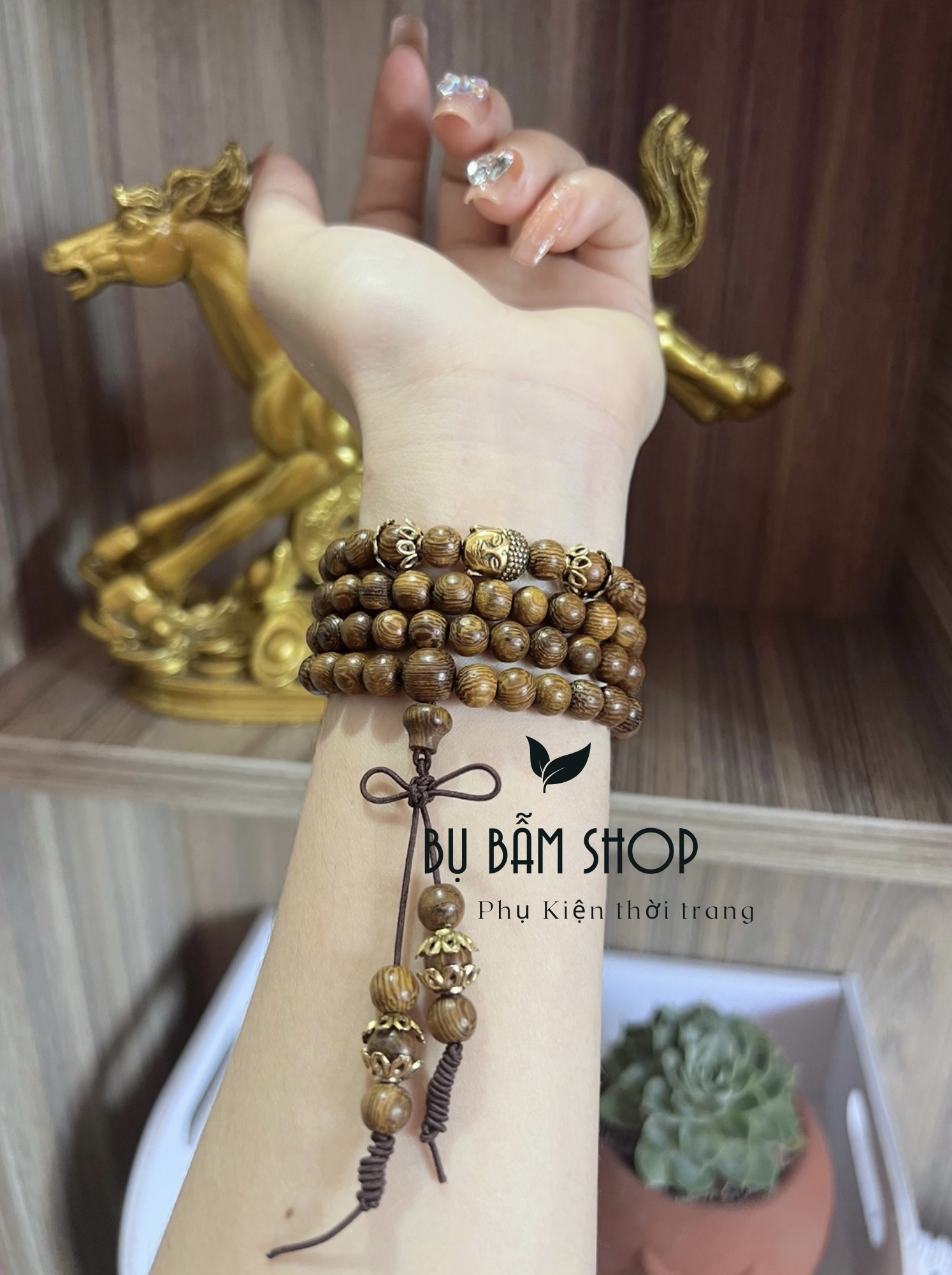 Vòng tay gỗ hương 108 hạt + Mix Charm Đầu Phật