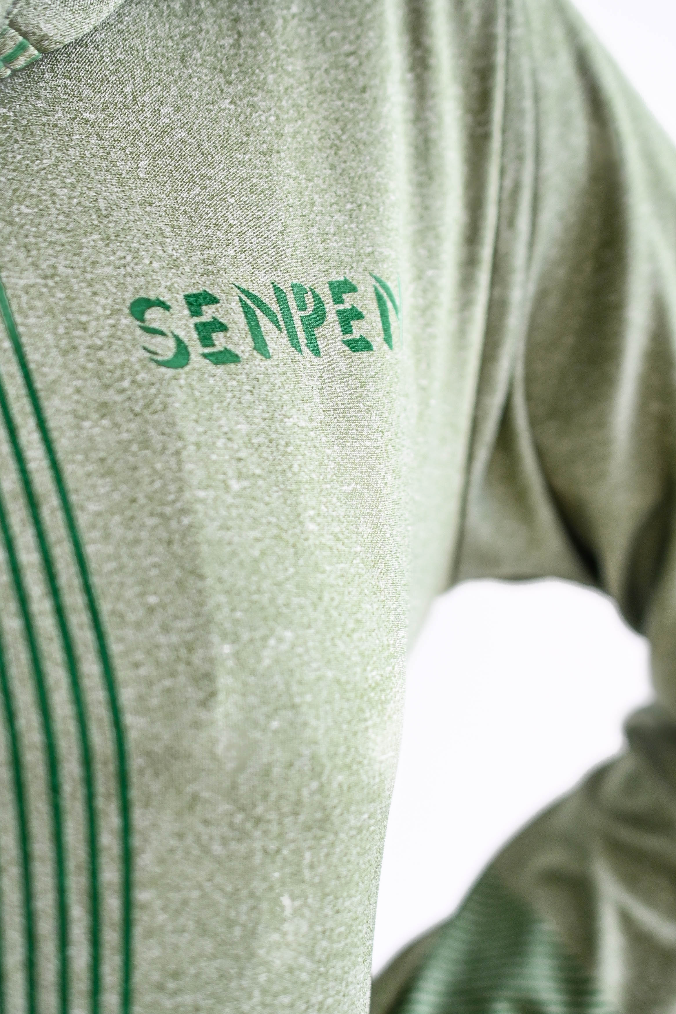 Áo khoác nhẹ form thể thao nữ