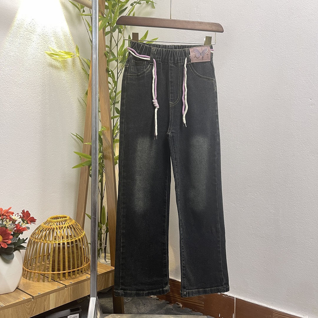 Quần jean bé gái size đại ống sớ 8-16 tuổi đính bươm kèm dây đai vải co giãn dáng thời trang