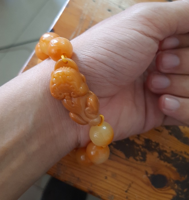 Vòng tay nam hạt nhựa cứng siêu đẹp tì hưu 14 ly- siêu nhẹ