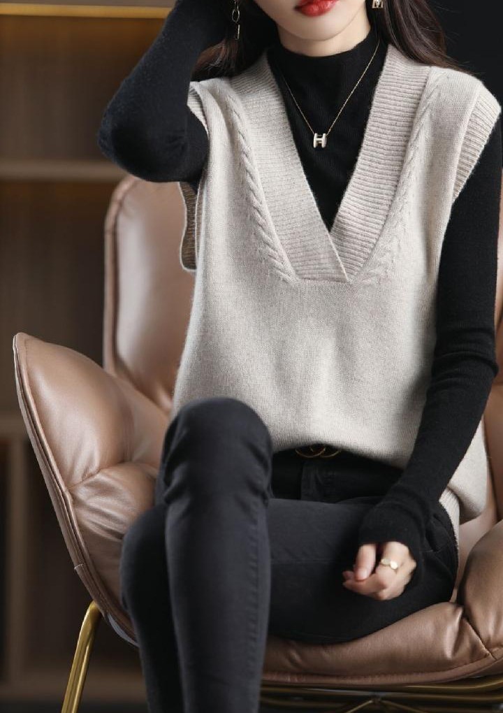Áo len gile nữ cài cúc cổ tim phong cách Hàn Quốc trẻ trung dễ thương, chất len mỏng mềm mịn siêu đẹp ARCTIC HUNTER Ah08