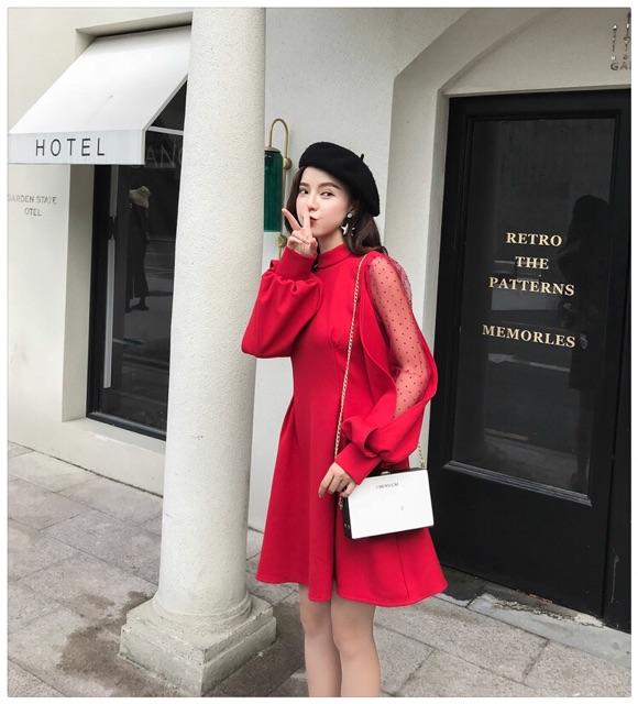Váy tay ren cổ nơ sau