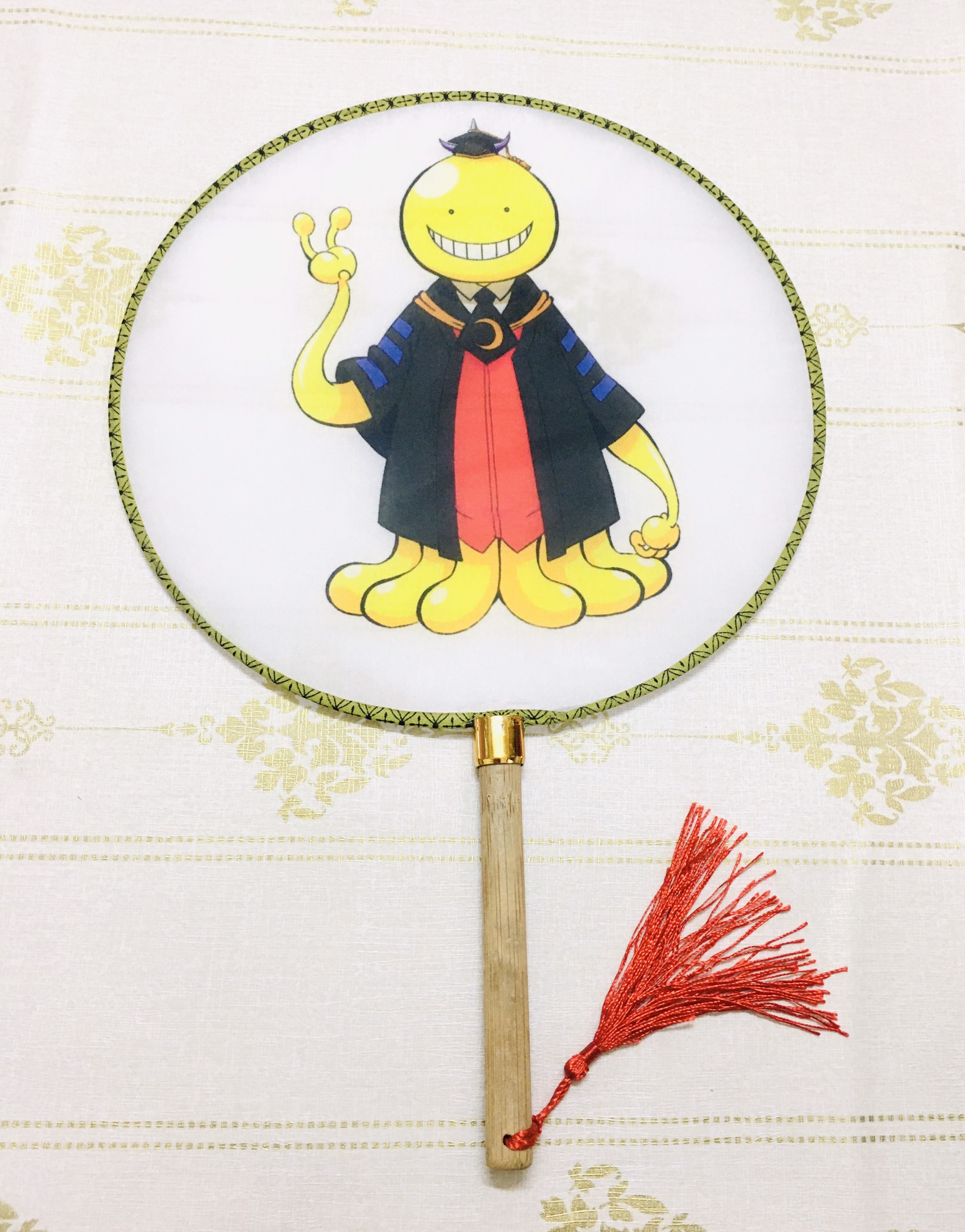 Qụat tròn cầm tay Assassination Classroom - Lớp học ám sát phong cách cổ trang . cosplay cán gỗ dây tuyến