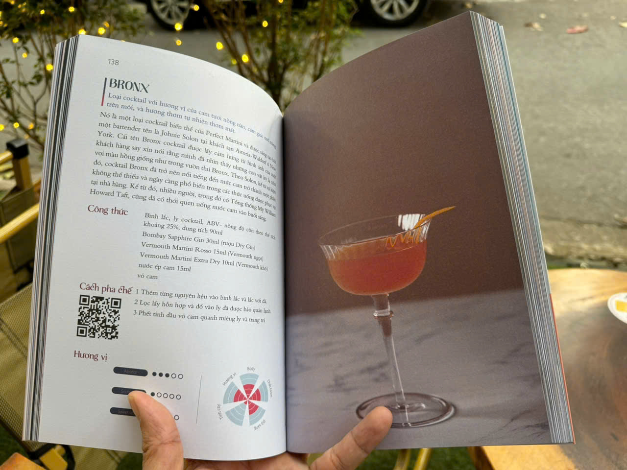 (In màu) MIXOLOGY 101 HIỂU VỀ COCKTAIL QUA HÌNH ẢNH VÀ VIDEO - Kim Bongha – Lightbooks