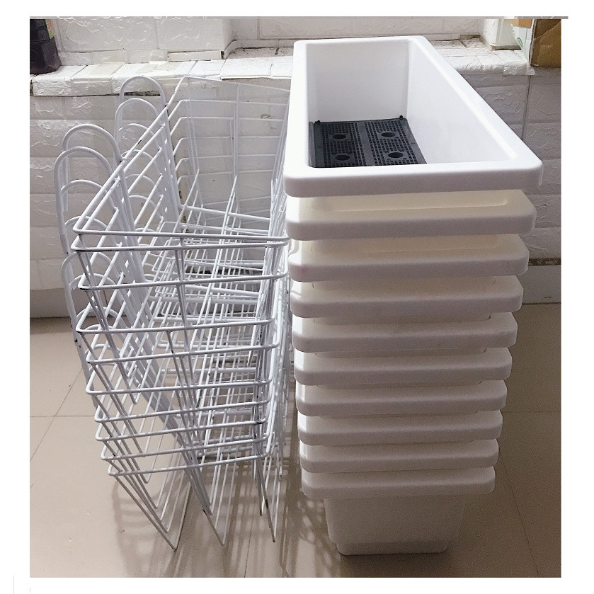 Combo 10 Giỏ Sắt Treo Chậu Hoa Ban Công Hình Chữ Nhật KT 64x21x18Cm - Màu Trắng + 10 Chậu/ Khay/ Máng Nhựa Trồng Rau, Trồng Hoa, Cây Cảnh Kích Thước 67X24X19Cm - Màu Trắng