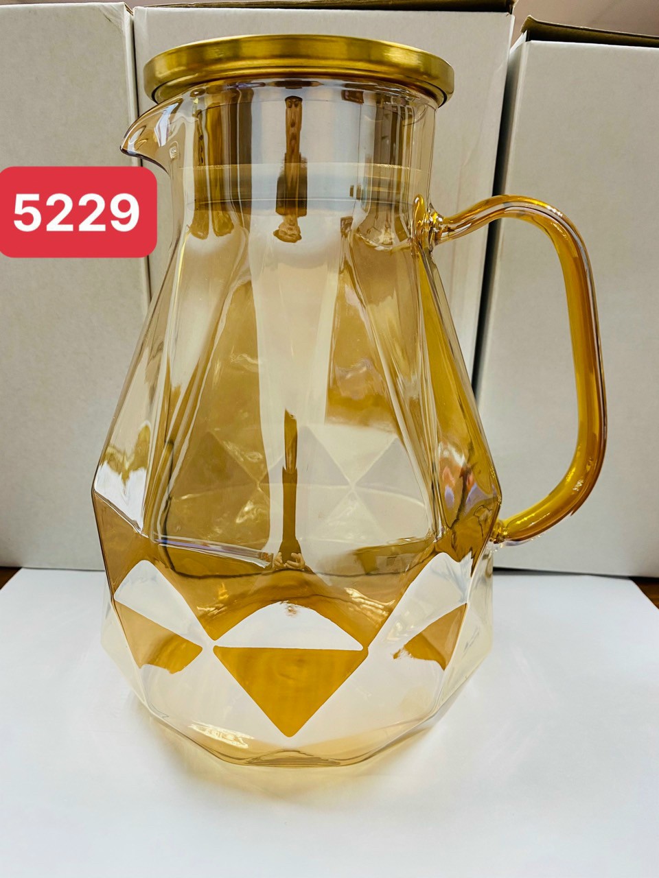 BÌNH THỦY TINH CHỊU NHIỆT MÀU VÀNG DUNG TÍCH 1,6L- 1,7L