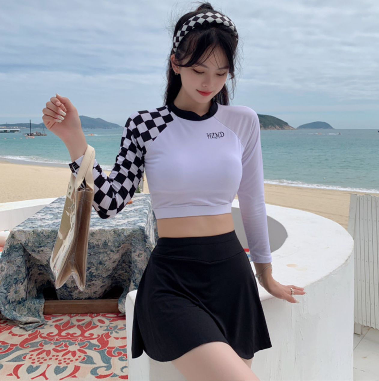 Bộ đồ bơi bikini kín đáo nữ hai mảnh đi tắm biển áo dài tay kèm váy - B34