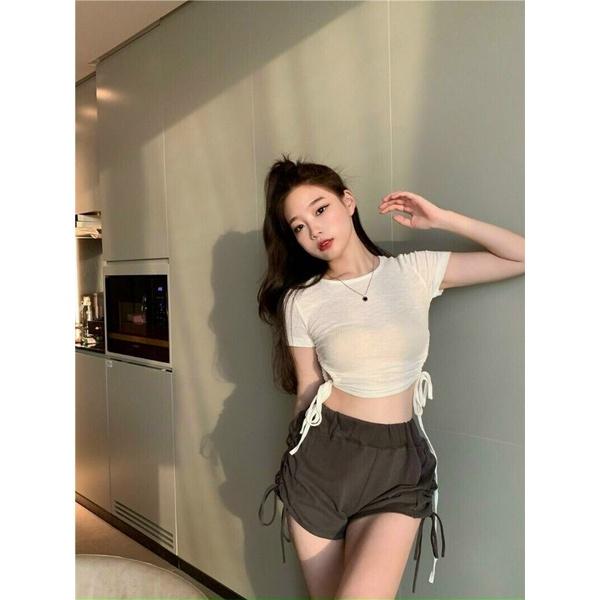 Áo croptop rút dây 2 bên hông - NORN Clothing