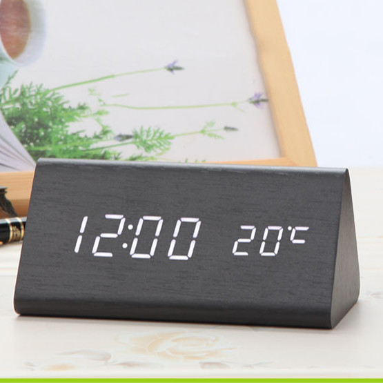 Đồng hồ gỗ FAKEN LED để bàn hình tam giác tiện dụng, đa chức năng trang trí phòng hiện đại - Tặng kèm pin.