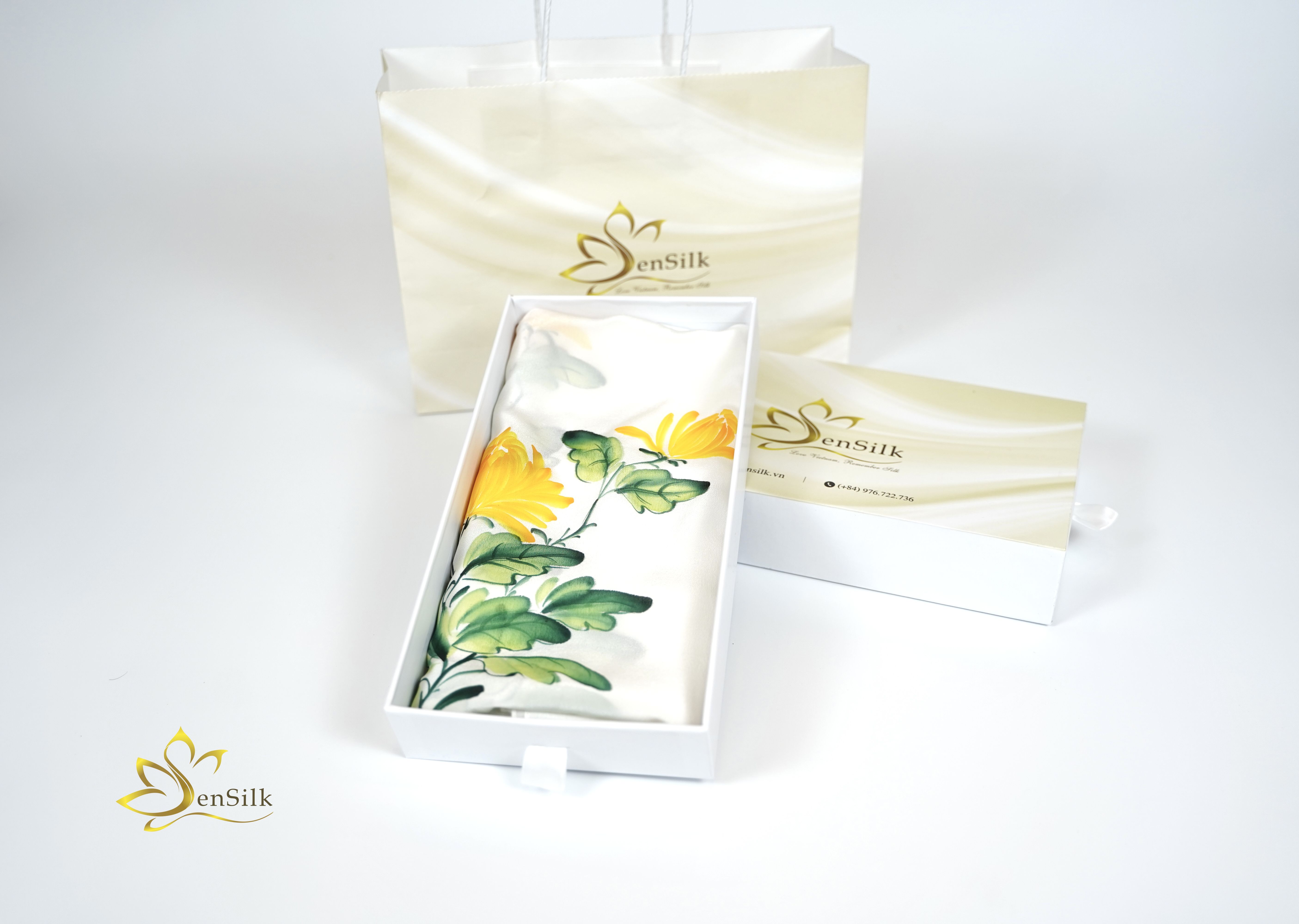 Khăn Lụa Tơ Tằm Vẽ Hoa Cúc Vàng SenSilk - Art of Silk Quà Tặng Mẹ - Hand Painted Silk Scarf - High Quality Pure Silk
