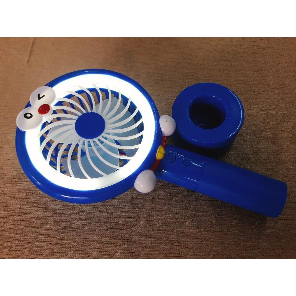 Quạt cầm tay mini có nhiều mẫu khác nhau