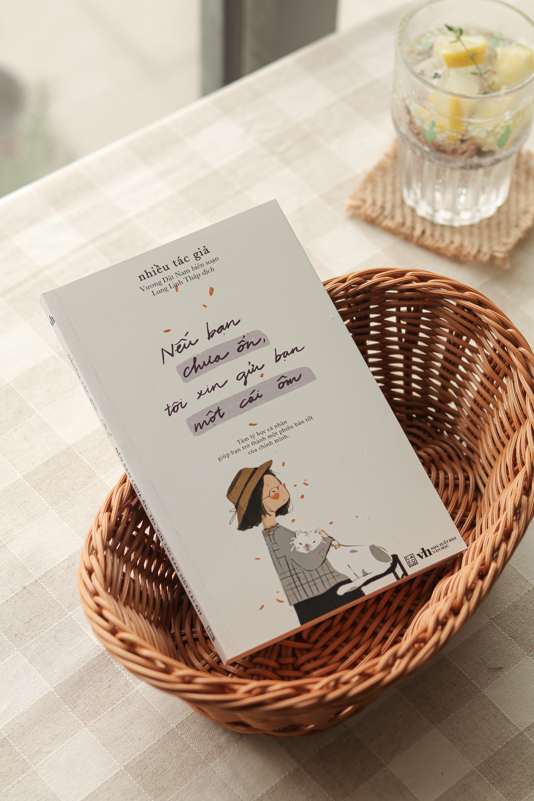 Nếu bạn chưa ổn tôi xin gửi bạn một cái ôm