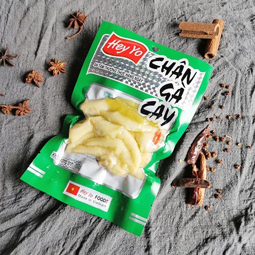 Chân gà cay sả ớt Việt Nam - đồ ăn vặt siêu ngon gói 80g, chân gà sạch Hey Yo đảm bảo ATTP