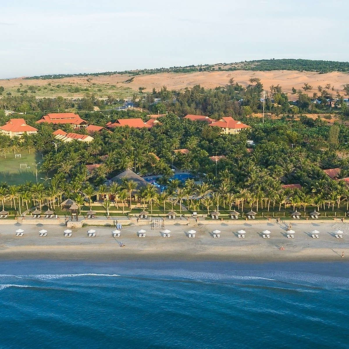 Pandanus Resort 4* Phan Thiết - Buffet Sáng, Hồ Bơi, Bãi Biển Riêng, Voucher Giá Tốt, Khách Sạn Mũi Né, Và Nhiều Ưu Đãi Hấp Dẫn