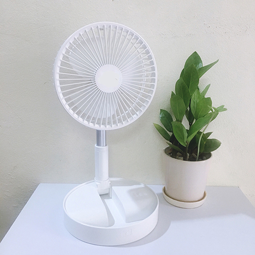 Quạt tích điện mini để bàn gấp gọn cực tiện lợi