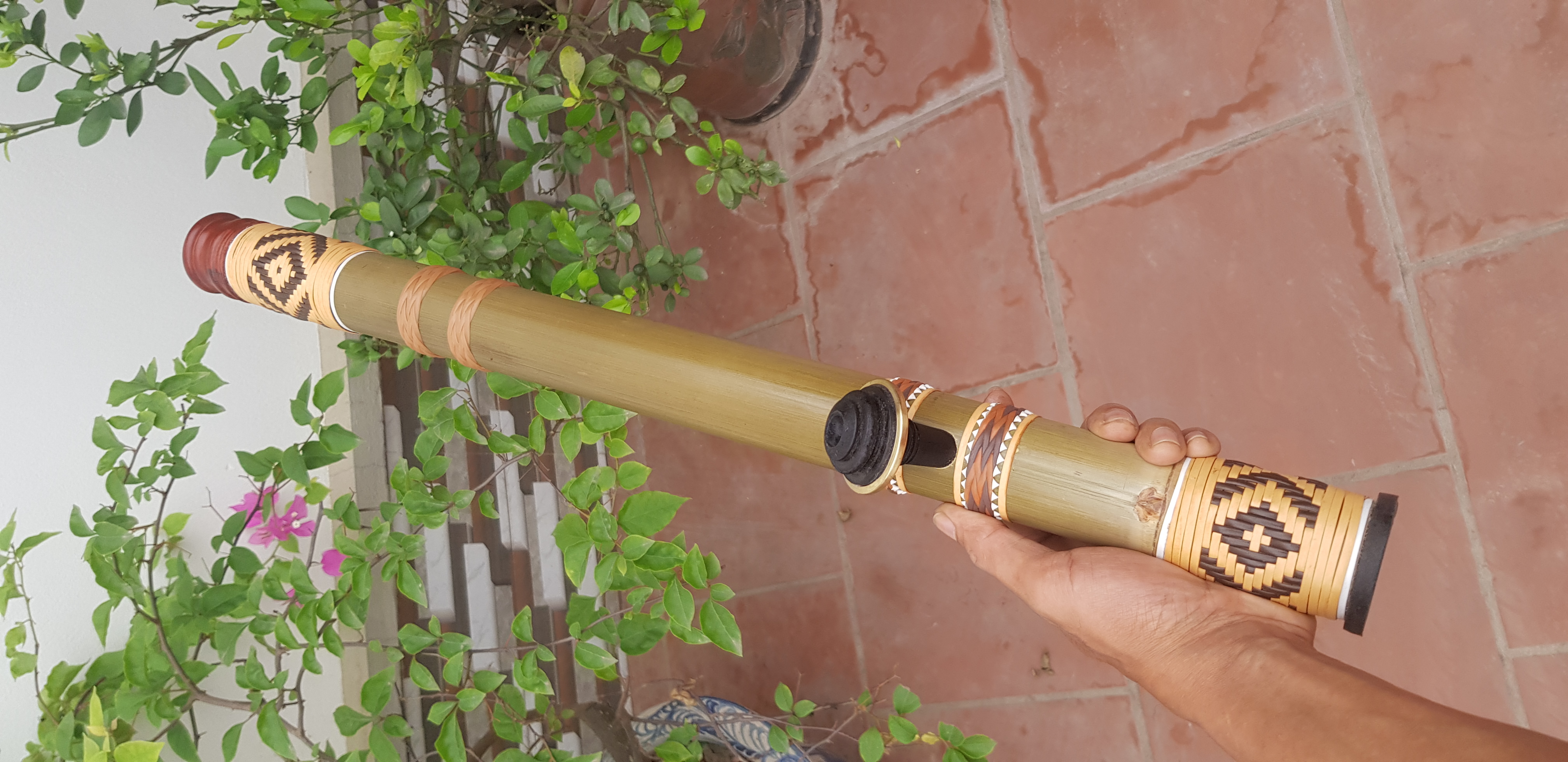 Điếu nữa mây thảm