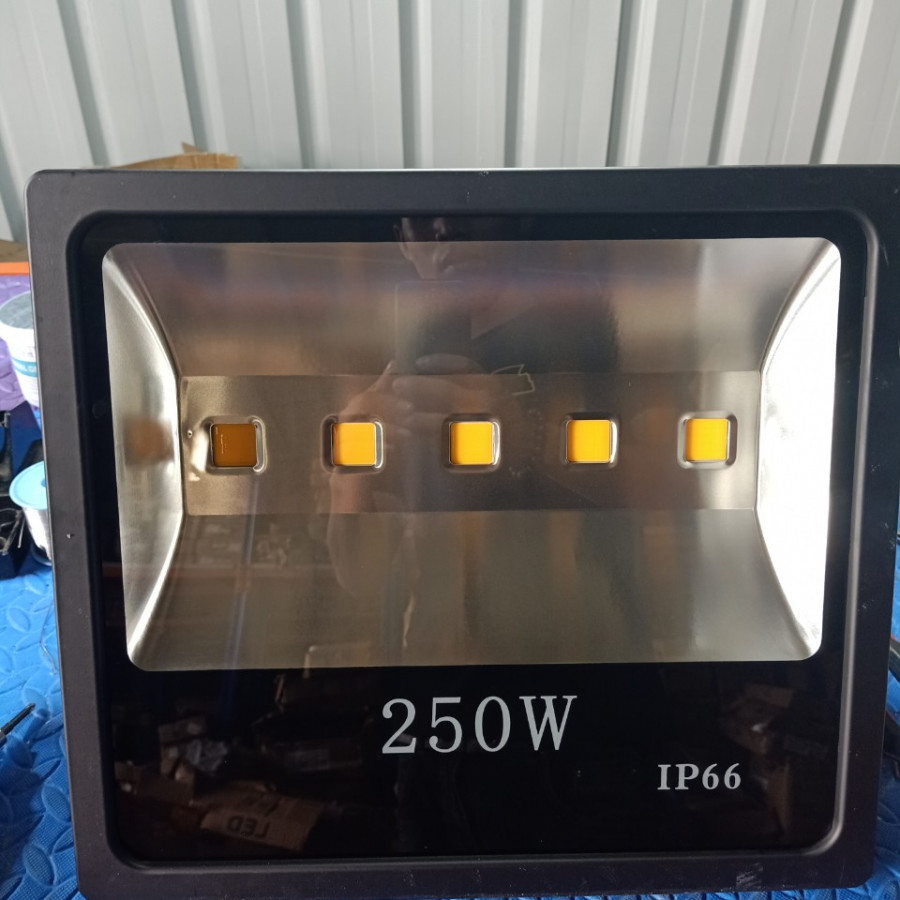 Đèn pha led 250w chip COB cao cấp