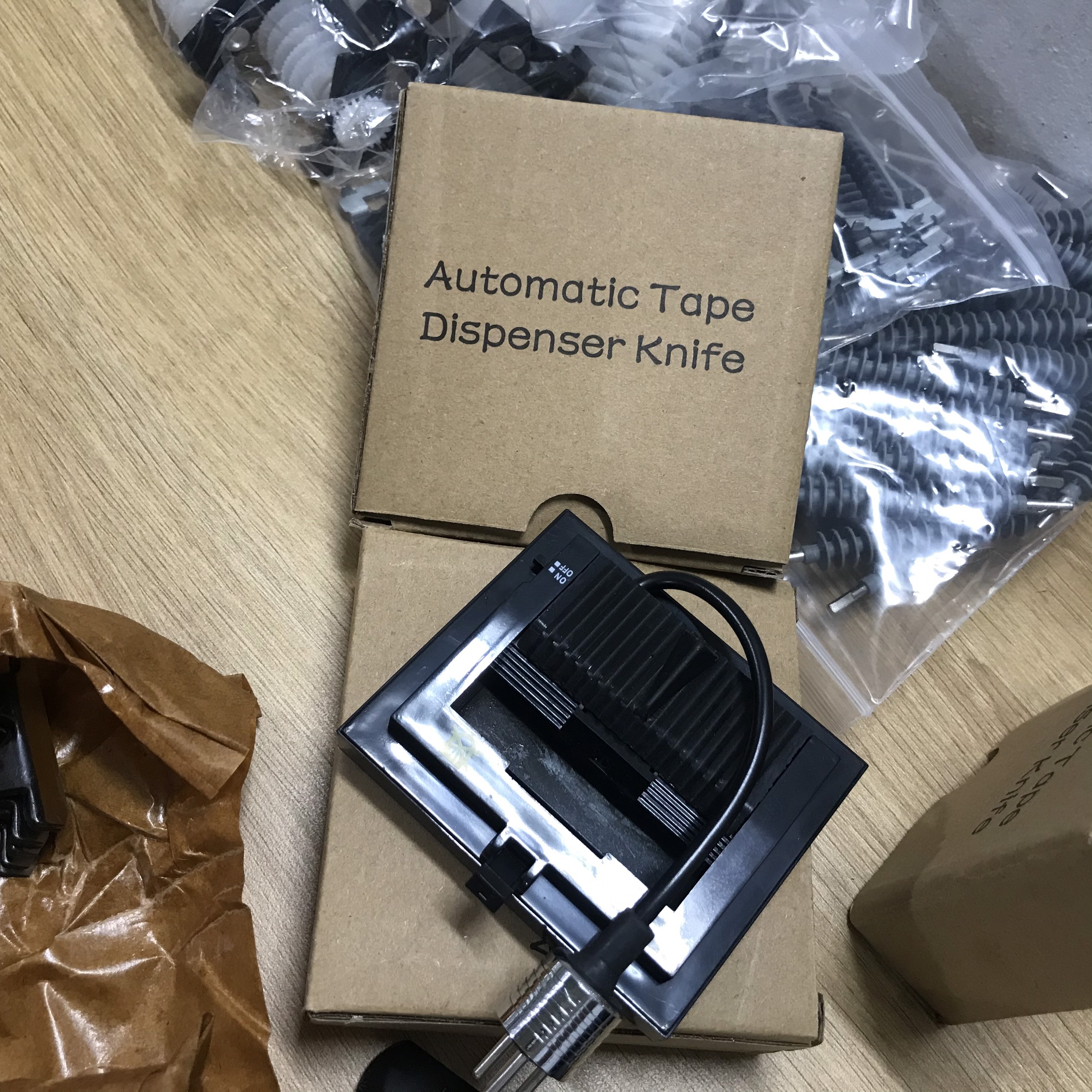 Hộp dao cảm biến cho máy cắt băng keo tự động M1000