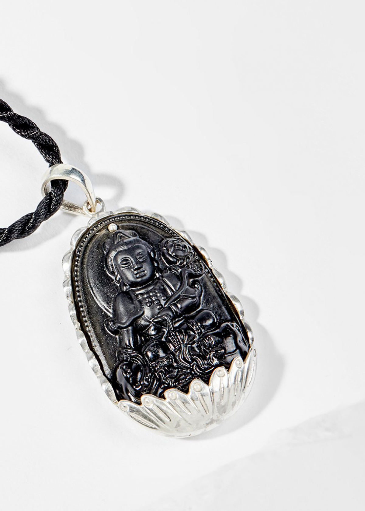 Mặt Dây Chuyền Phong Thủy Đá Obsidian Phật Bản Mệnh Tuổi Sửu, Dần Hư Không Tạng Bồ Tát Bọc Bạc (4x2.5cm) Ngọc Quý Gemstones