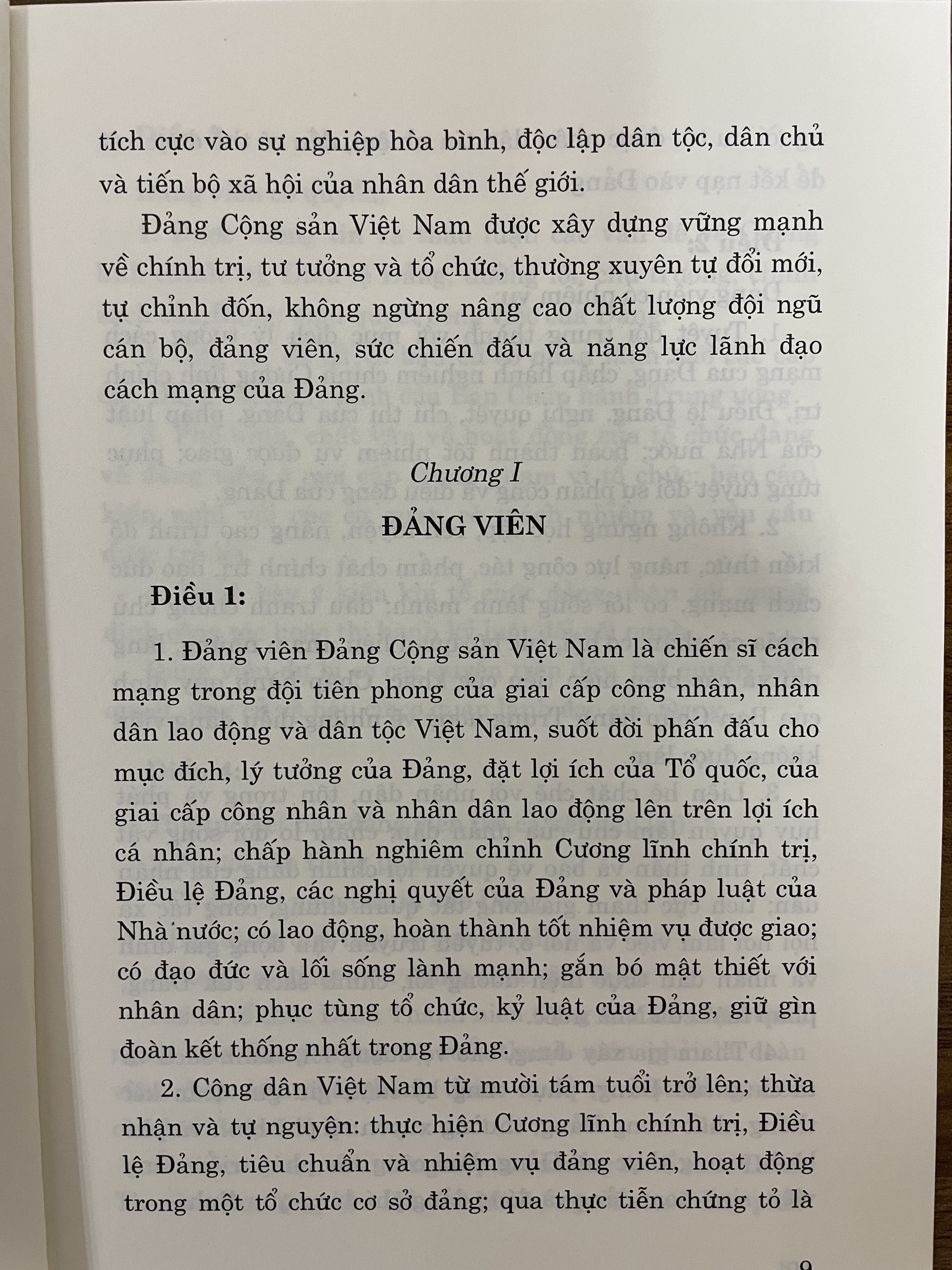 Một số văn bản về công tác Đảng và quy định, hướng dẫn thi hành