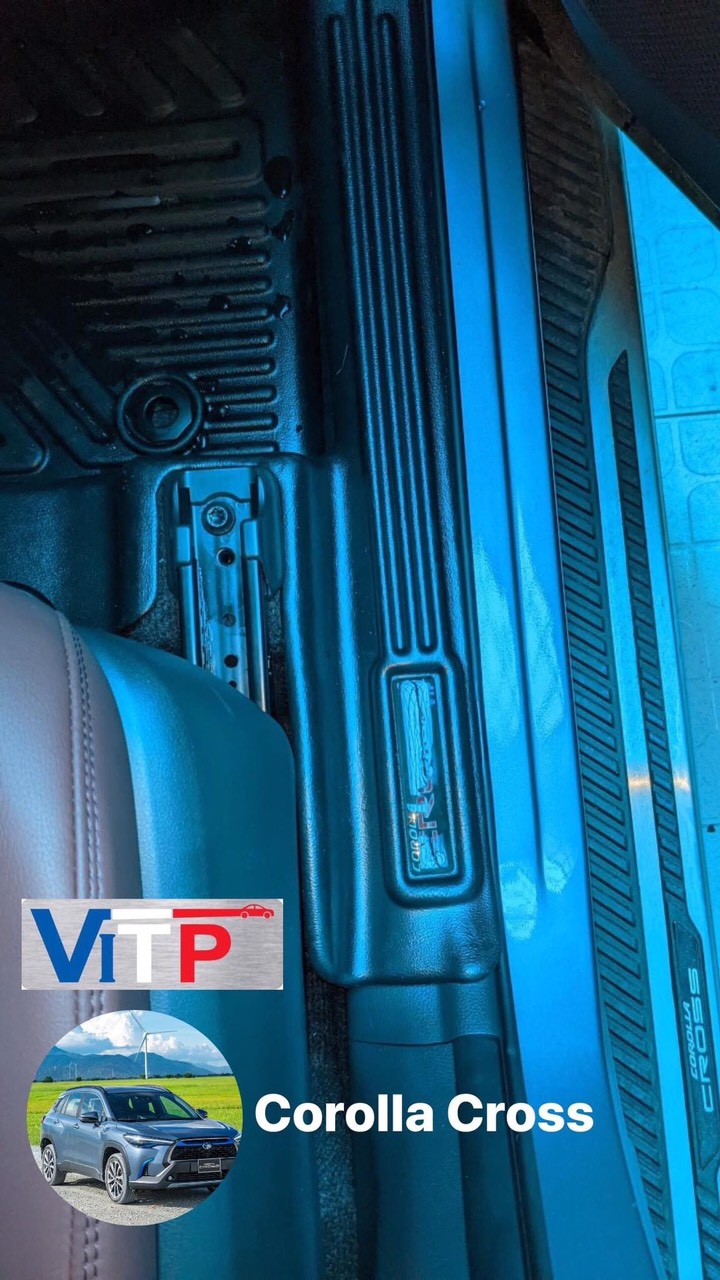 Thảm sàn nhựa đúc khuôn ViTP Toyota Corolla Cross
