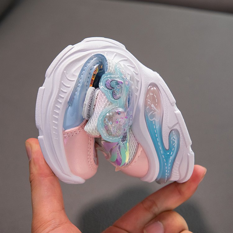 Giày sneaker thể thao cho bé gái phong cách dễ thương – GTE2046