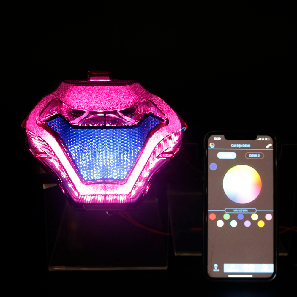 Đèn Hậu A11 Exciter 150 tích hợp xi nhan điều khiển Bluetooth đổi màu theo ý thích