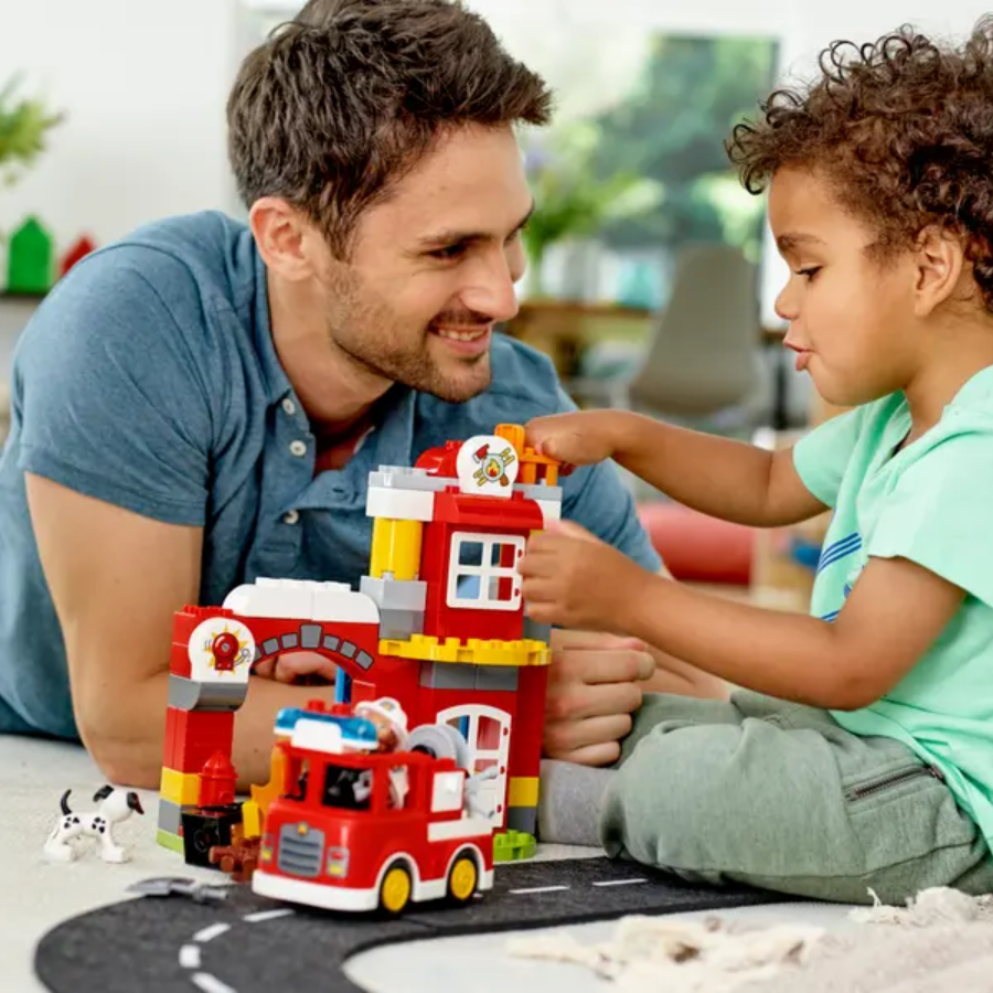 BỘ LẮP RÁP LEGO DUPLO 10903 TRẠM CỨU HỎA CỦA BÉ