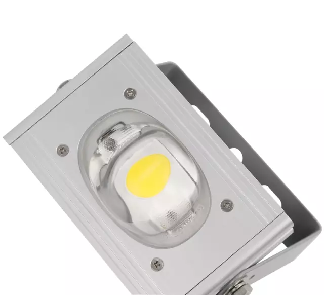 [HOT SALE]Đèn pha led Prolux 50w ngoài trời,nhôm tản nhiệt nguyên khối,chống nước cao IP66, tiết kiệm điện cao dùng cho sân bóng