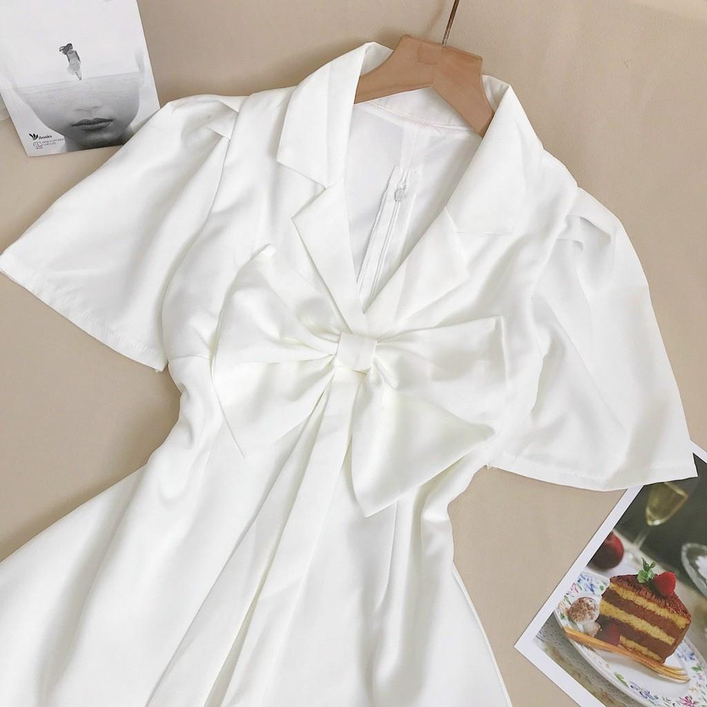 Đầm trắng cổ vest nơ ngực