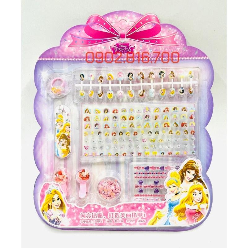 Vỉ đồ chơi trang điểm làm móng làm nails sticker 3D nổi dán móng tay cho bé gái hình Elsa-công chúa-Ariel-Sofia