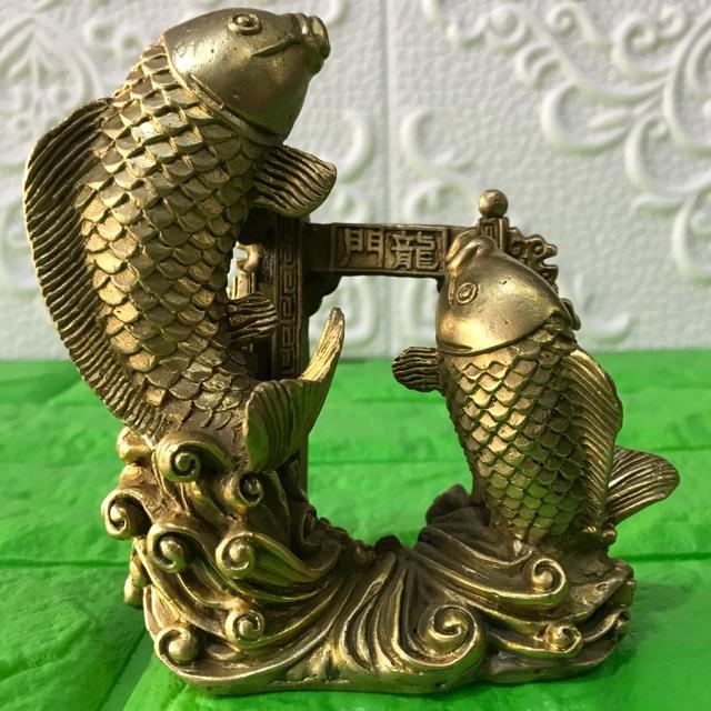 Tượng đồng cá chép vượt vũ môn