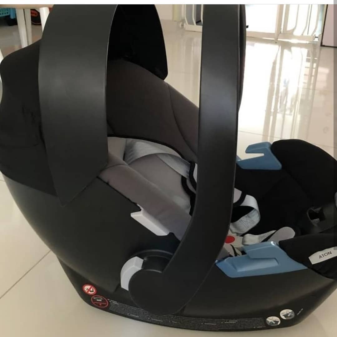 Ghế ngồi ô tô kiêm nôi xách thích hợp với xe đẩy cho bé Cybex Aton Car Seat