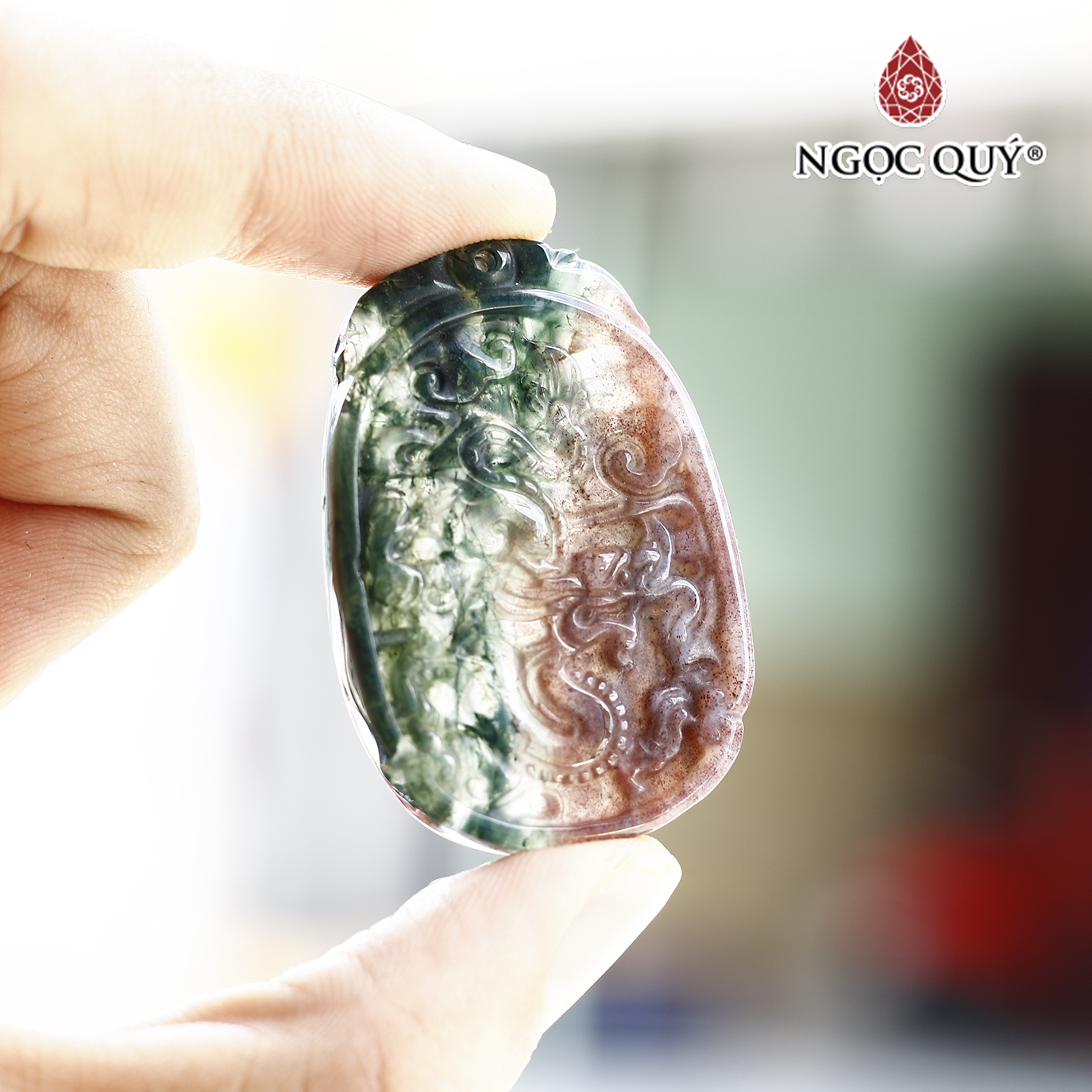 Mặt dây chuyền hình rồng đá chalcedony mệnh hỏa, mộc - Ngọc Quý Gemstones