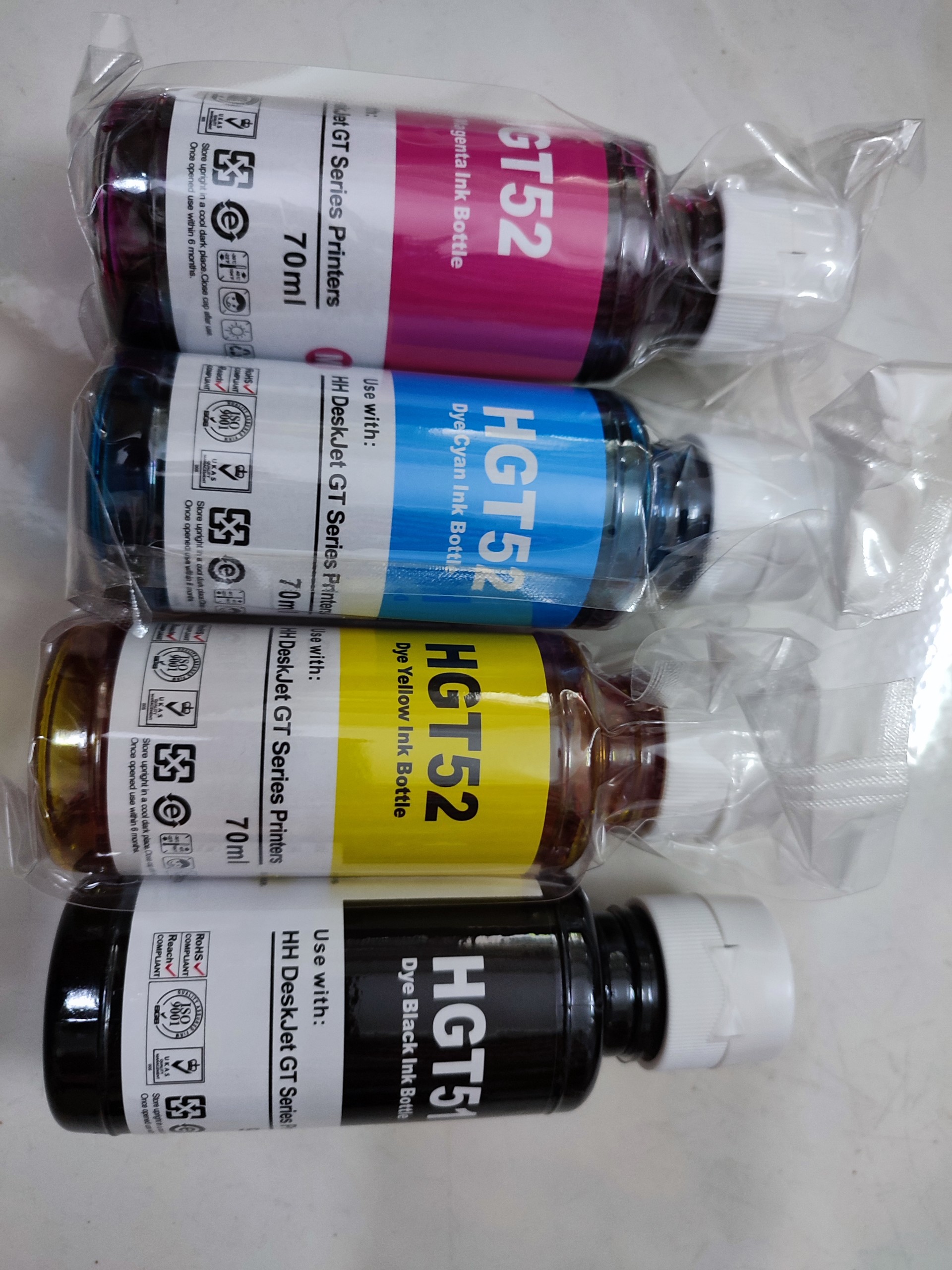 Mực dành cho máy in HP INK Tank 315, combo gồm 4 màu đen, xanh, đỏ, vàng