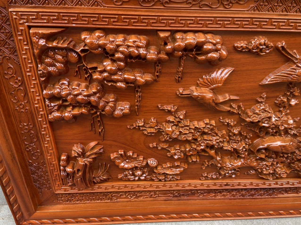 Tranh gỗ treo tường trạm khắc tích cửu hạc du xuân bằng gỗ gõ đỏ kt 67×127×4cm